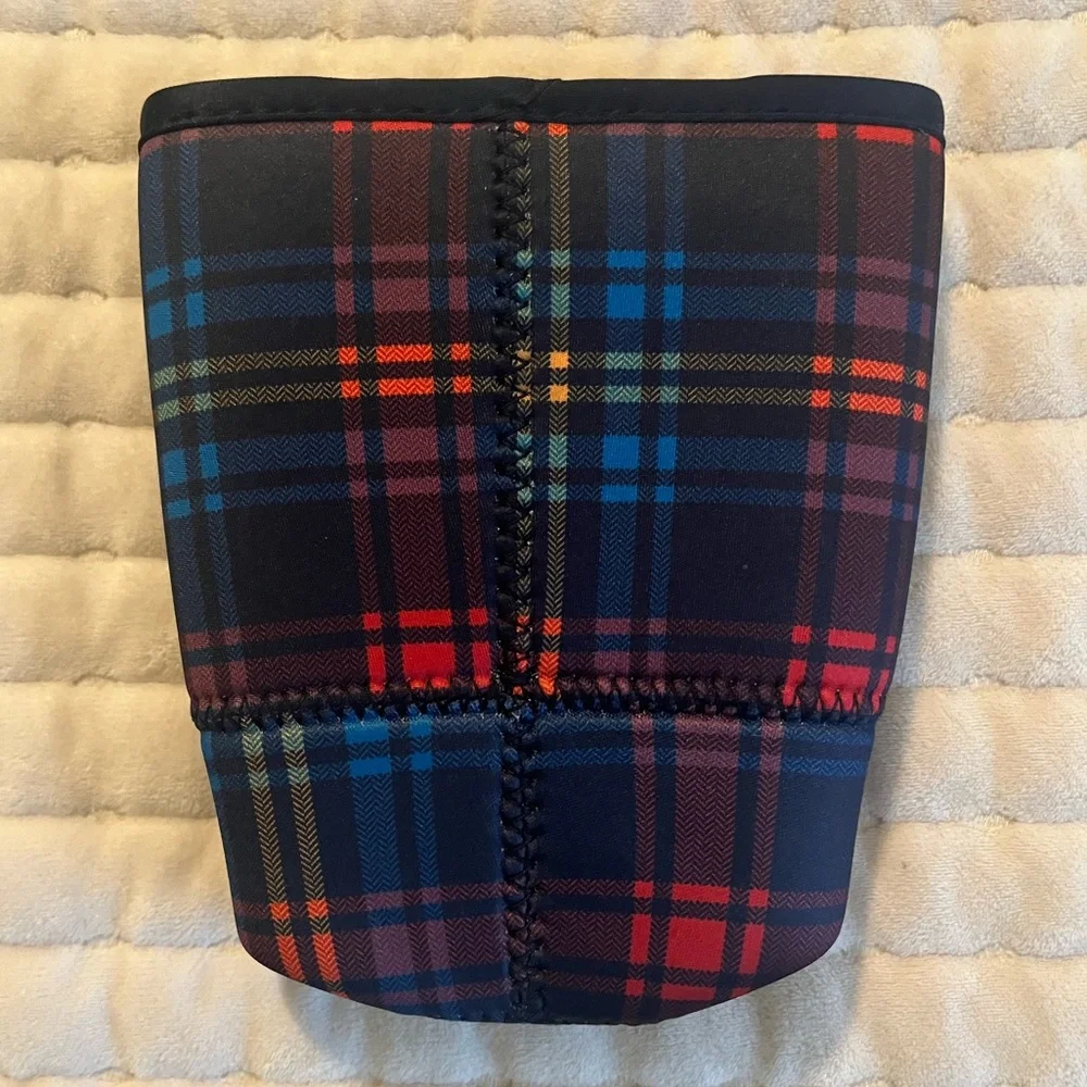 Javasok Plaid Drink Sleeve - Picture 3 of 4